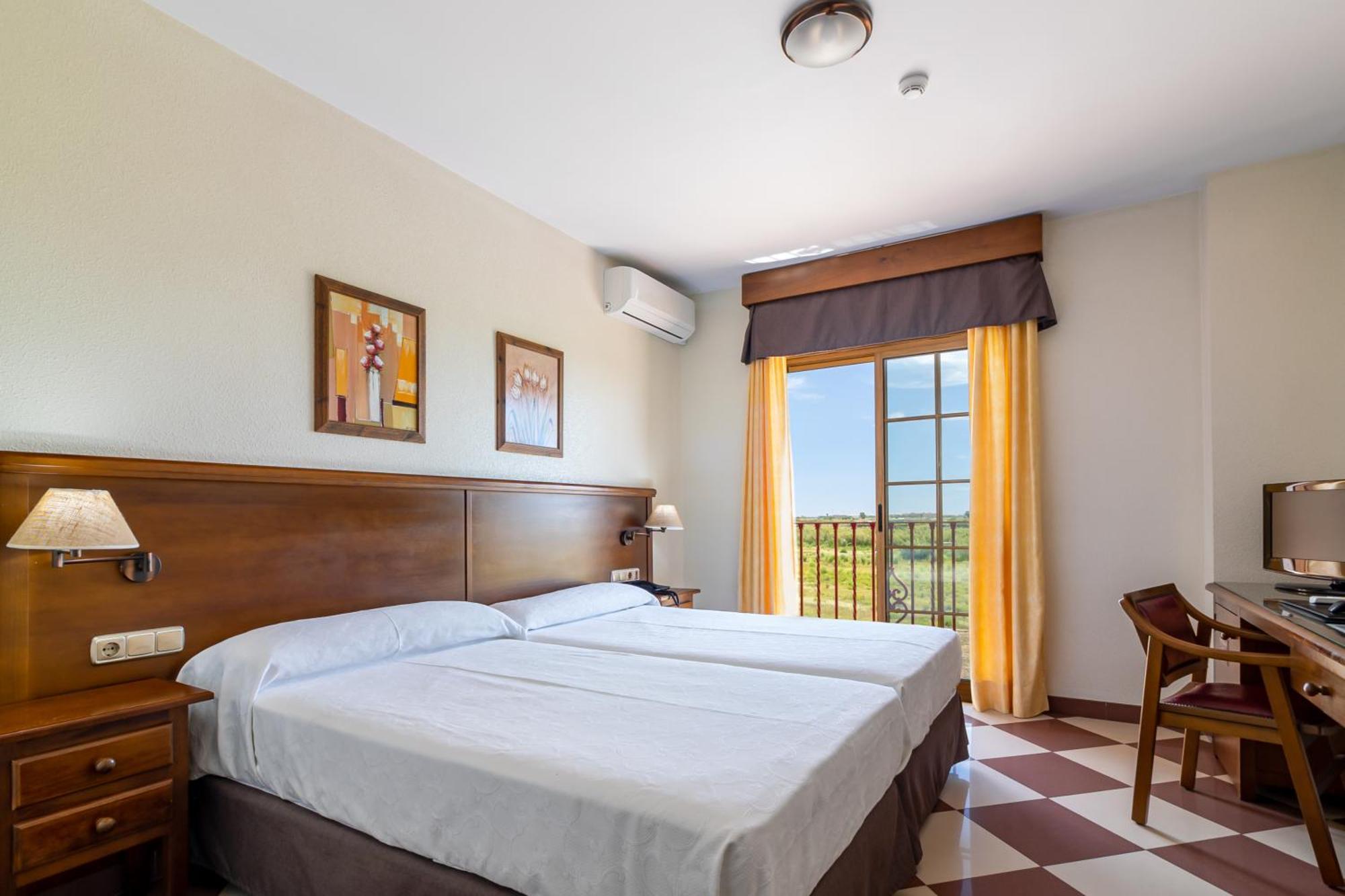 Hotel Avenida Tropical By Bossh! Hotels 살로브레나 외부 사진