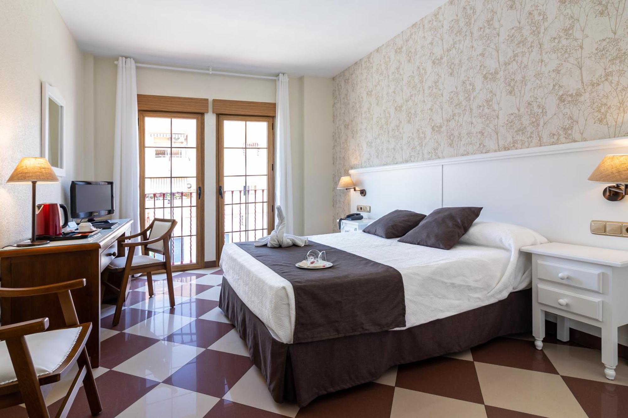 Hotel Avenida Tropical By Bossh! Hotels 살로브레나 외부 사진