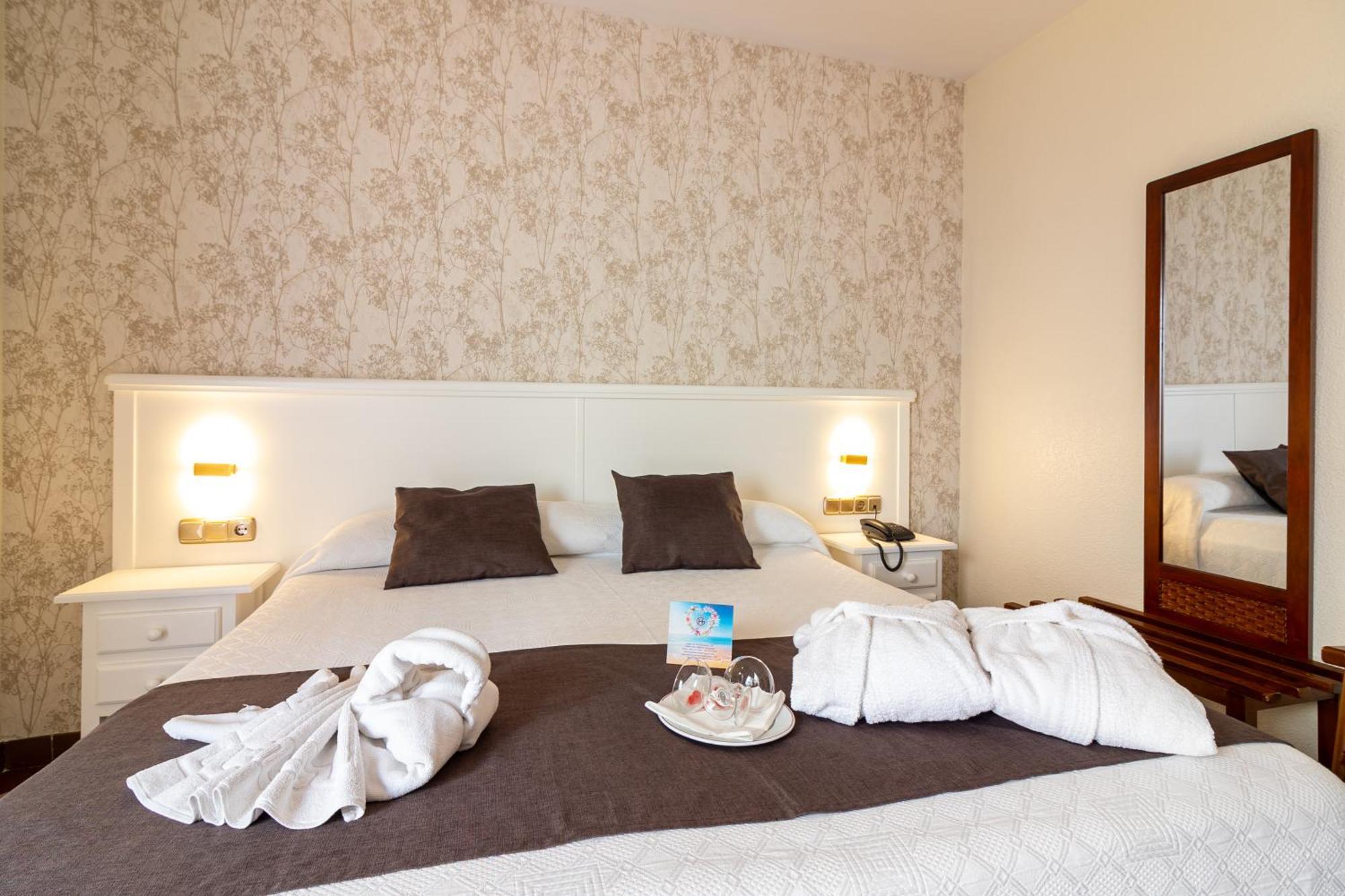 Hotel Avenida Tropical By Bossh! Hotels 살로브레나 외부 사진